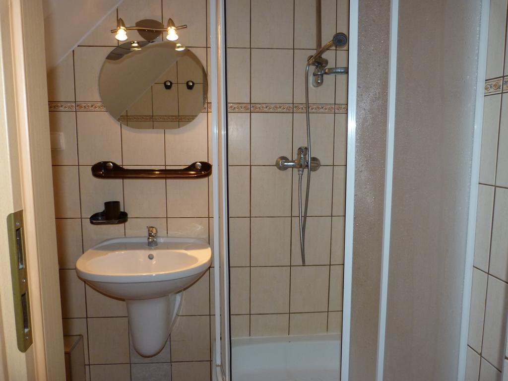 ルチャネ・ニダU Kaczorkaアパートメント 部屋 写真